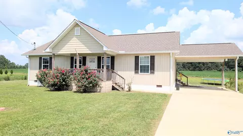 690 Lacy Rd, Henagar, AL 35978