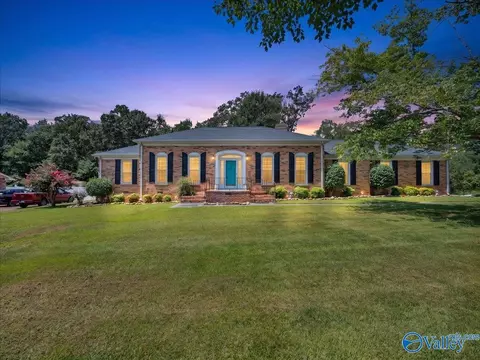 3208 Scenic Dr, Scottsboro, AL 35769