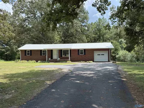 1291 Liberty Rd, Danville, AL 35619