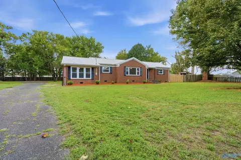 808 Rolan Gooch Rd, Toney, AL 35773
