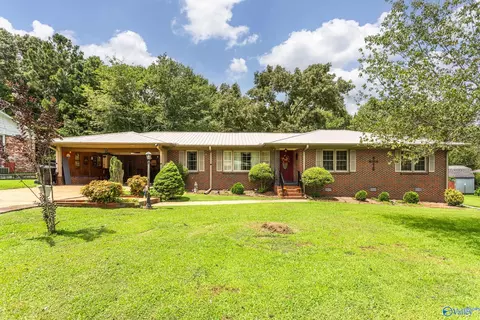 2216 Argyle Way, Gadsden, AL 35904