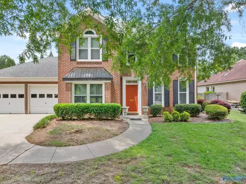 213 Greenlawn Dr, Meridianville, AL 35759