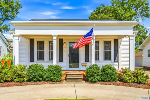 510 N Madison St, Athens, AL 35611