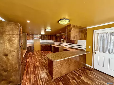 Kitchen - 401 Cedar Bluff Rd, Centre, AL 35960 photo 1 of 3