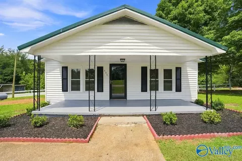 499 Hurricane Rd, New Market, AL 35761