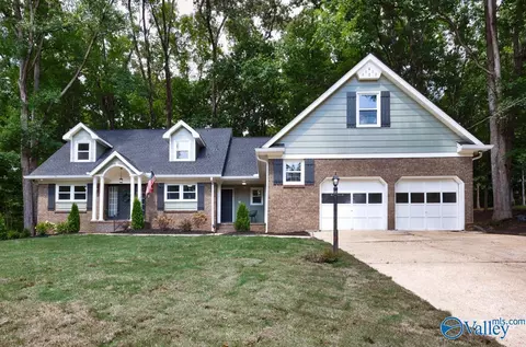 8029 Navios Dr, Huntsville, AL 35802