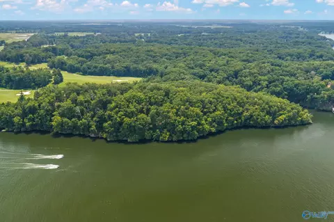 lot0 Three Point Dr, Muscle Shoals, AL 35661