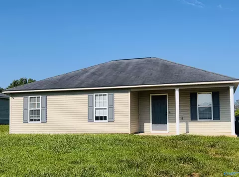 178 Travis Dr, Hazel Green, AL 35750