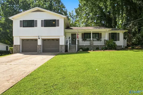 2717 Mountain Park Cir, Huntsville, AL 35810