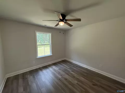 Bedroom - 335 Maple Cir, Arab, AL 35016 photo 5 of 10