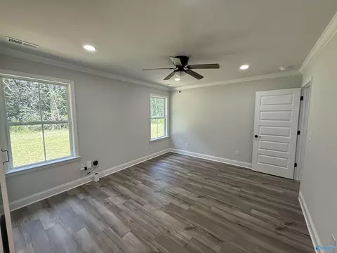 Bedroom - 335 Maple Cir, Arab, AL 35016 photo 4 of 10