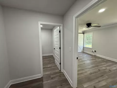 Entry Way - 335 Maple Cir, Arab, AL 35016 photo 1 of 2