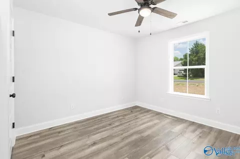 Bedroom - 335 Maple Cir, Arab, AL 35016 photo 2 of 10