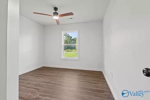 Bedroom - 451 Section Ferry Rd, Section, AL 35771 photo 6 of 6