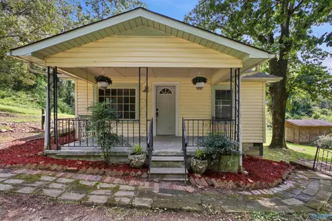 1819 Springrock St, Gadsden, AL 35903
