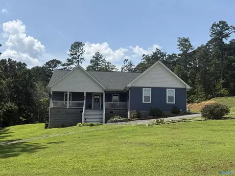 460 Elm St, Fort Payne, AL 35967