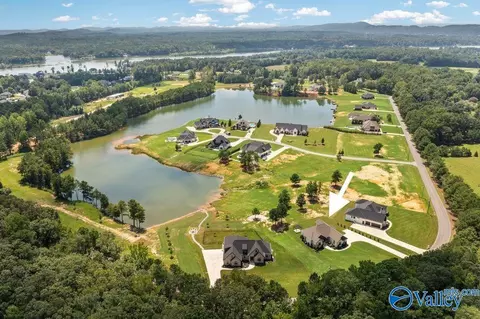 1440 Lakeshore Dr, Gadsden, AL 35901