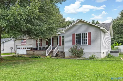 184 Jennifer Ln, Boaz, AL 35957