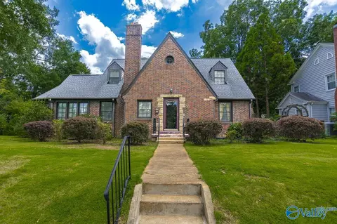 1041 Jackson St, Decatur, AL 35601