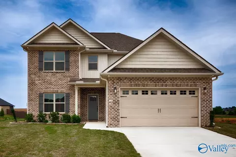 225 Soland Dr, Toney, AL 35773