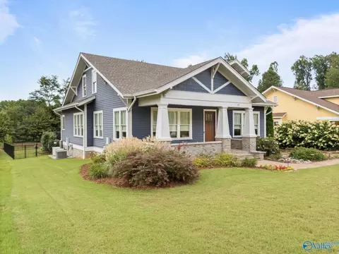 17 Georgetta Dr, Huntsville, AL 35801