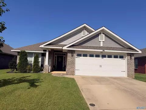 106 Brooklawn Dr, Harvest, AL 35749