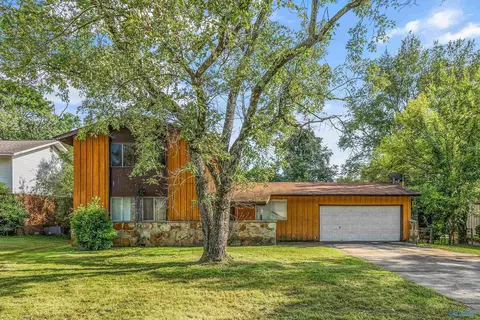 6013 Kimbrell Ln, Huntsville, AL 35810