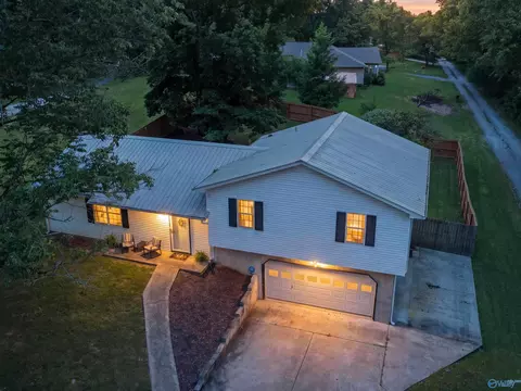 288 Eleven Forty Rd, Grant, AL 35747
