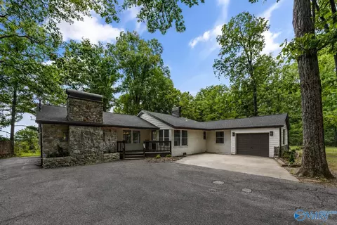 3404 Panorama Dr, Huntsville, AL 35801