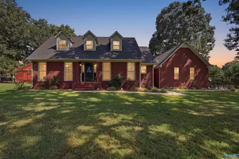 275 County Road 1855, Arab, AL 35016