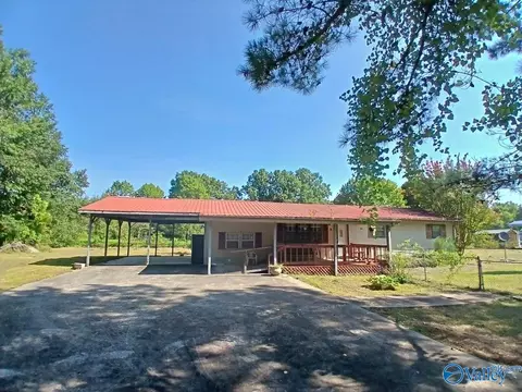 2246 County Road 137, Stevenson, AL 35772