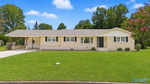 519 SW Carolyn St, Decatur, AL 35601