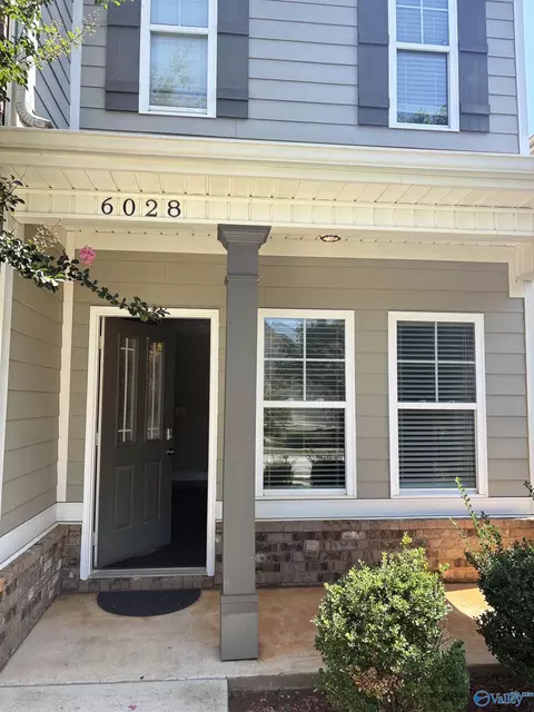 6028 Stonewater Ct, Huntsville, AL 35806