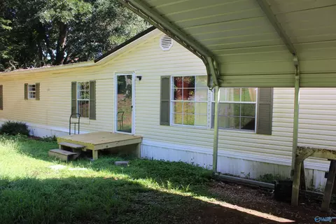 209 Chigger Ridge Rd, Cleveland, AL 35049