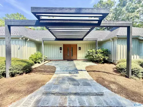 2304 Horsetree Pl, Decatur, AL 35601