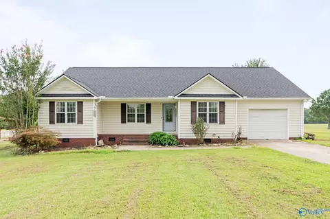 28806 Dorning Rd, Toney, AL 35773