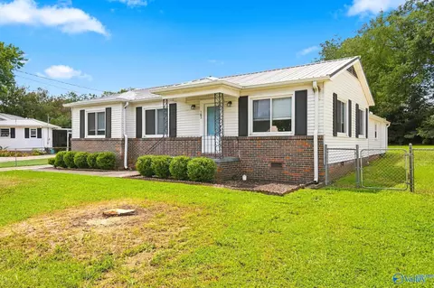 Other - 103 Hendrix St, Oneonta, AL 35121 photo 3 of 7