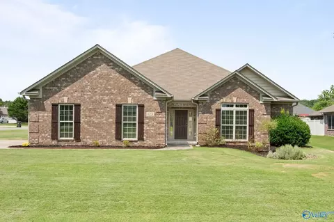 125 Appleberry Ln, Harvest, AL 35749