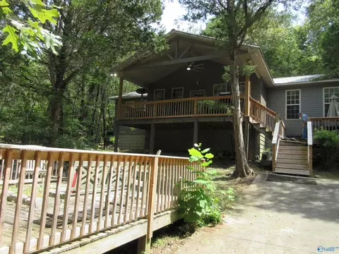 1664 County Road 119, Woodville, AL 35776