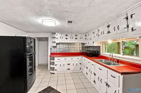 Kitchen - 710 County Road 317, Trinity, AL 35673 photo 1 of 3