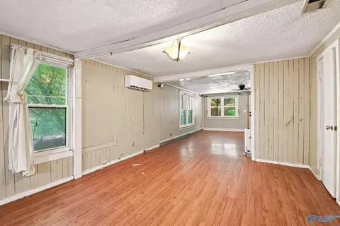 Living - 710 County Road 317, Trinity, AL 35673 photo 6 of 8