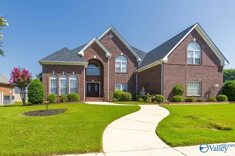 100 Overleaf Pt, Huntsville, AL 35824