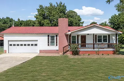 205 Oak Dr, Boaz, AL 35956