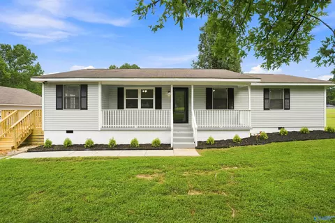101 Cortis Dr, Toney, AL 35773