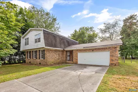 6415 Creighton Ave, Huntsville, AL 35810