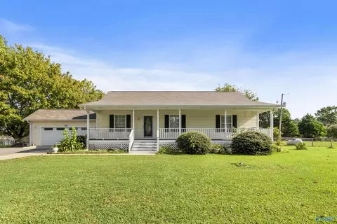 73 County Road 1238, Vinemont, AL 35179