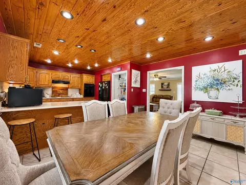Dining - 78 County Road 378, Trinity, AL 35673 photo 2 of 3