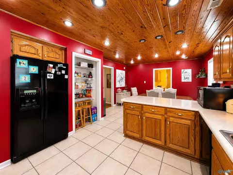 Kitchen - 78 County Road 378, Trinity, AL 35673 photo 2 of 4