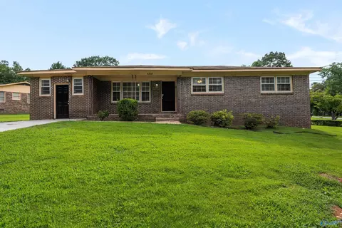 4310 Irondale Dr, Huntsville, AL 35810