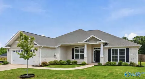 3004 Joseph Dr, Decatur, AL 35603